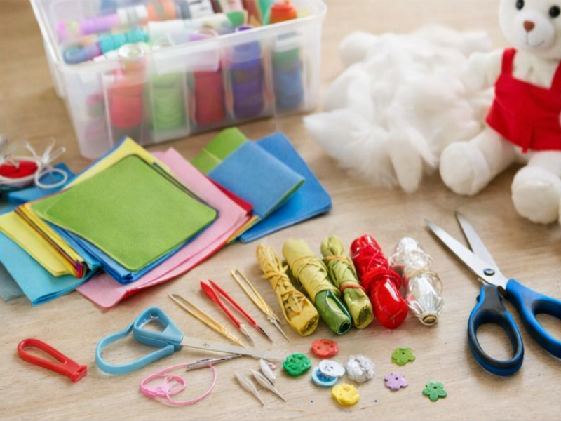 Kids Sewing Kit